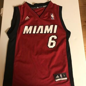 Kids Size Small Adidas LeBron James Miami Jersey